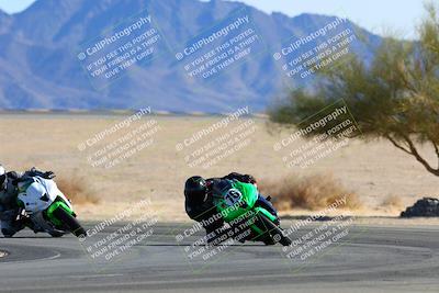 media/Jan-08-2022-SoCal Trackdays (Sat) [[1ec2777125]]/Turn 4 (1145am)/